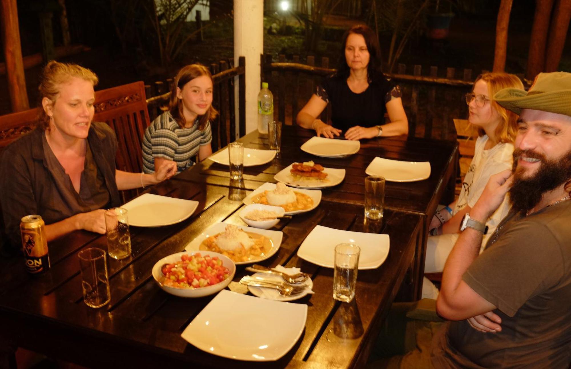 Silent Cabana And Restaurant Marakolliya, Tangalle Exterior photo